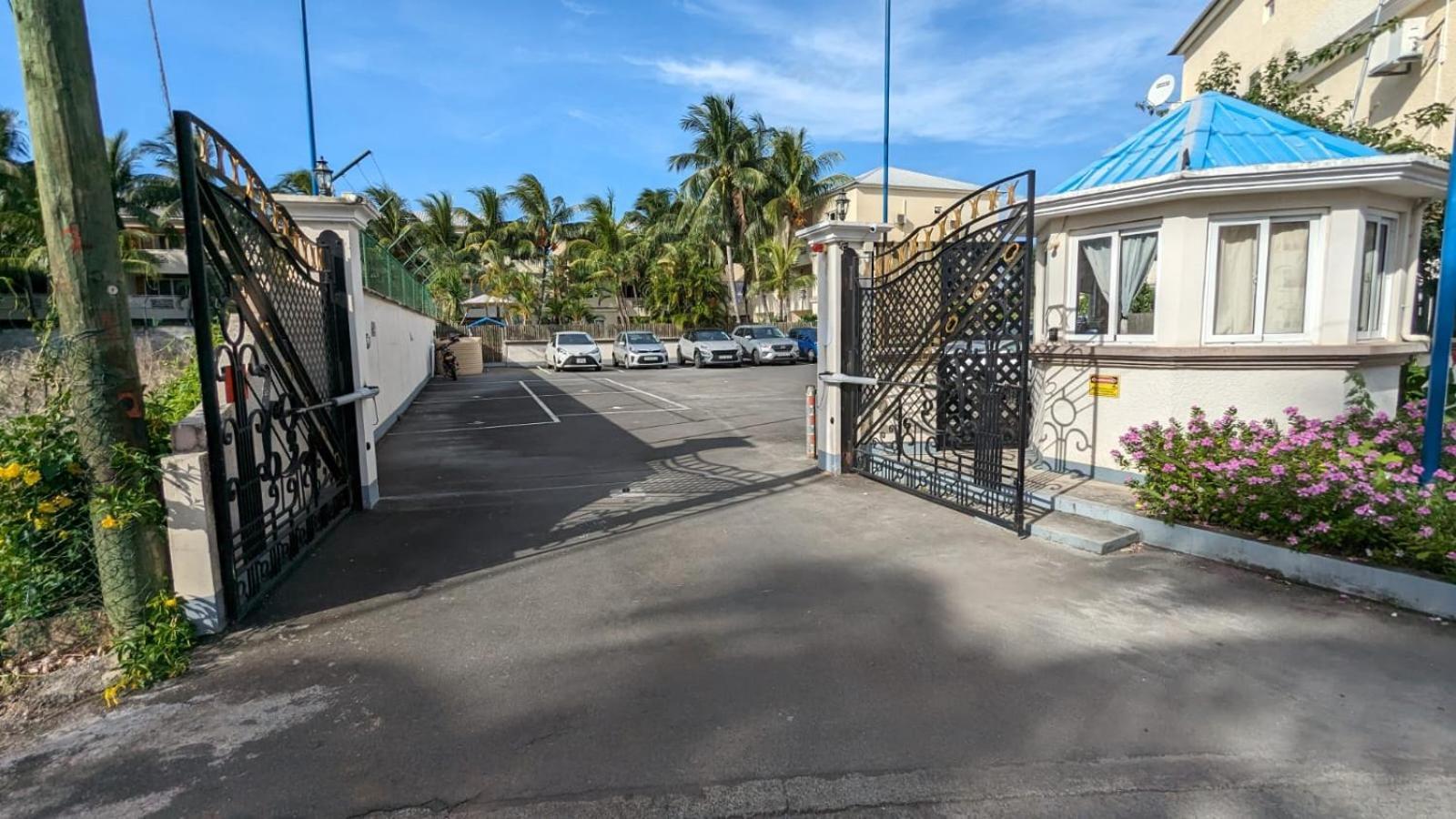 Charming Apartment Close To Beach & Amenities - Appartement De Charme Proche Plage Flic en Flac Exterior photo